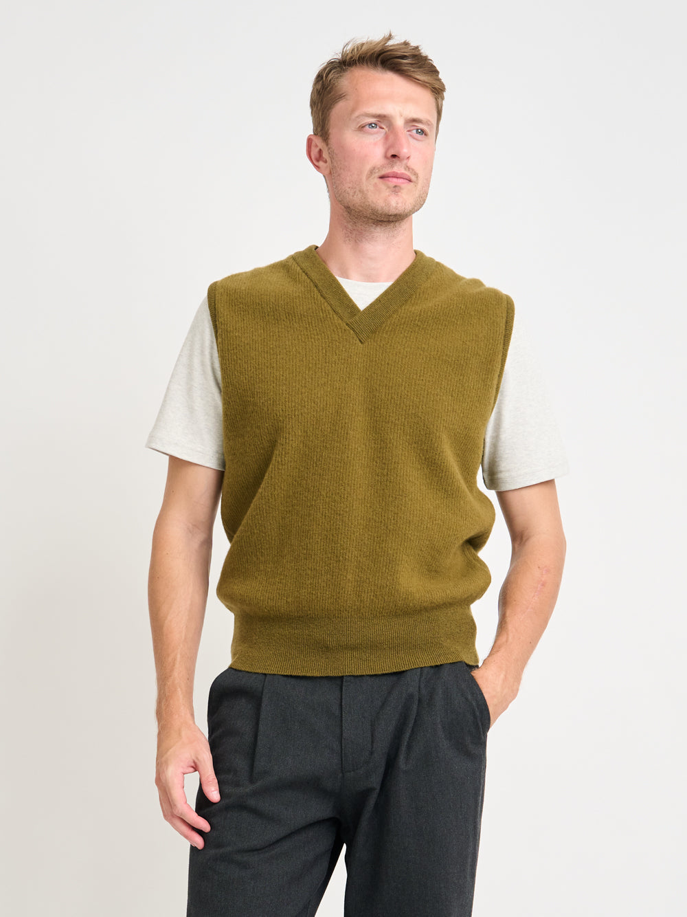 Graves V Neck Vest Hartwell Olive Green