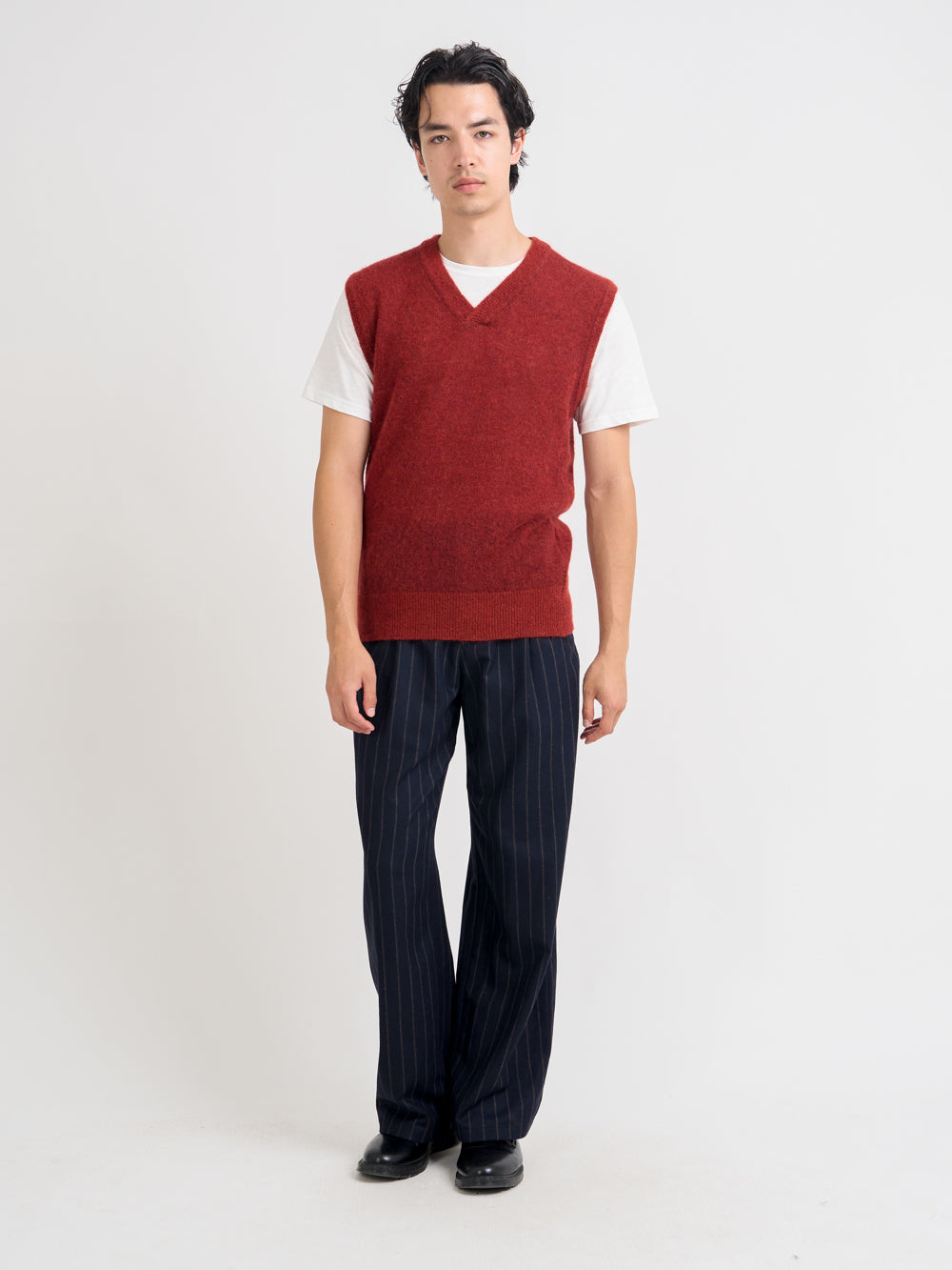 Graves V Neck Vest Rosen Rust