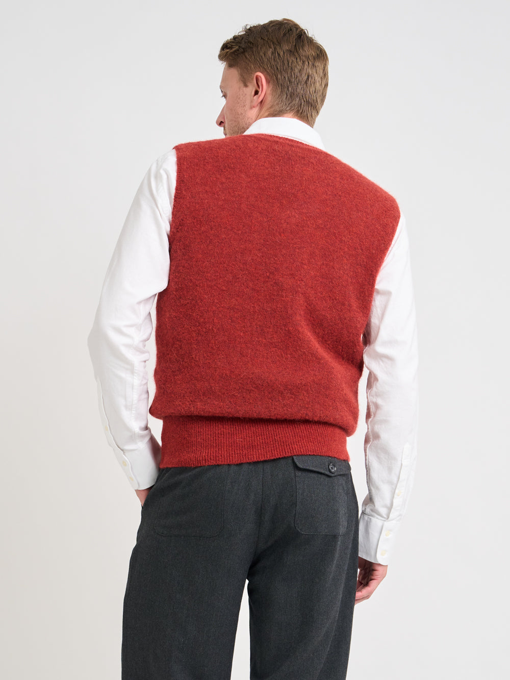 Graves V Neck Vest Rosen Rust