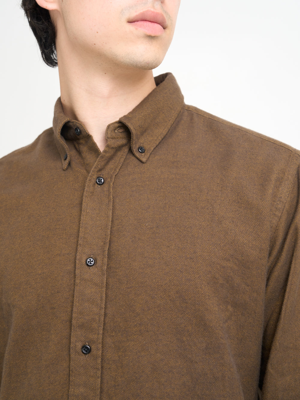 Close up collar shot of model wearing Oliver Spencer Men&#39;s Brown Button Down Organic Cotton Shirt