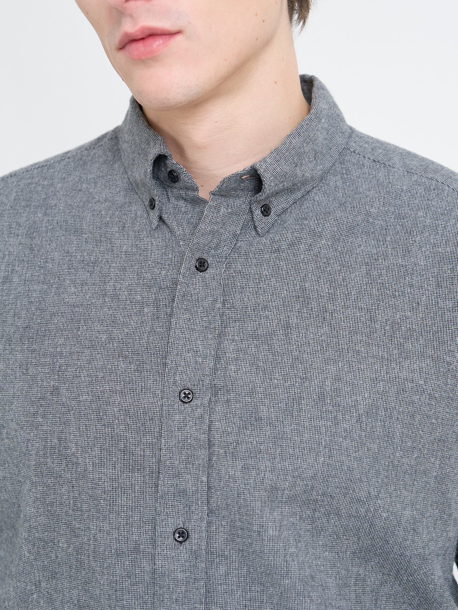 Detailed collar shot of model wearing Oliver Spencer Men&#39;s Grey Brushed Cotton Button-Down Shirt