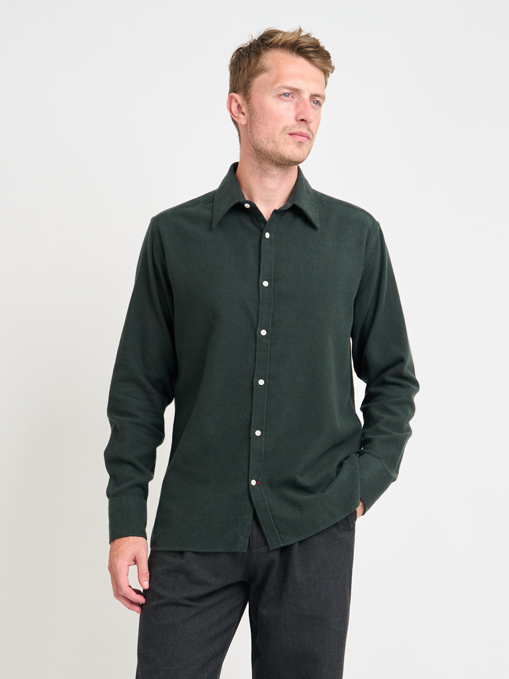 Close up shot of model wearing Oliver Spencer Spread Collar Organic Cotton Shirt With Stiffeners