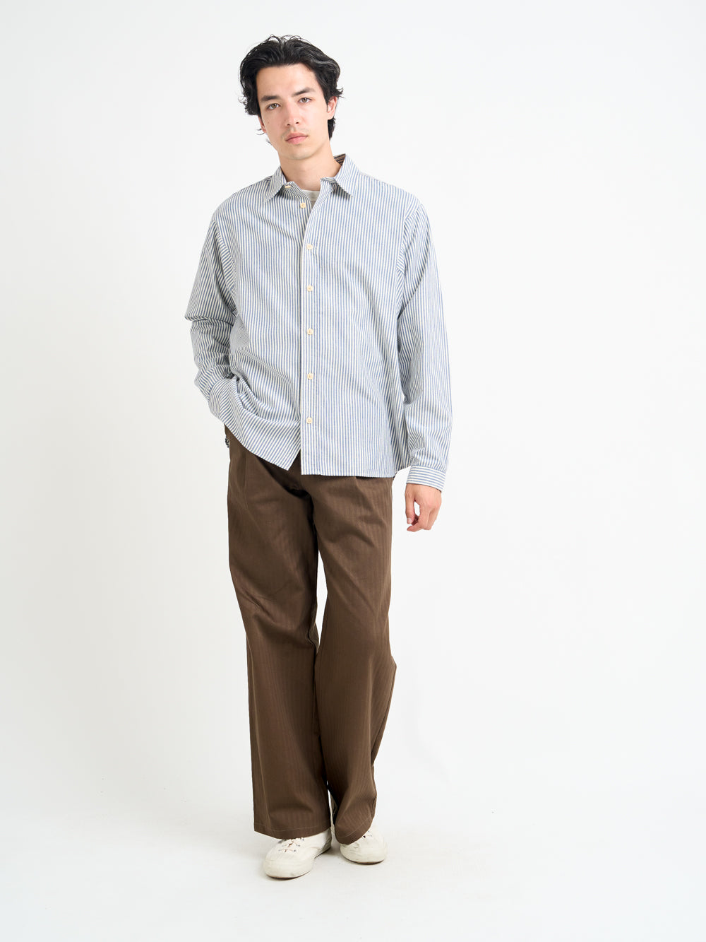 Model wearing Oliver Spencer Oversized Spread Collar Organic Cotton Shirt 