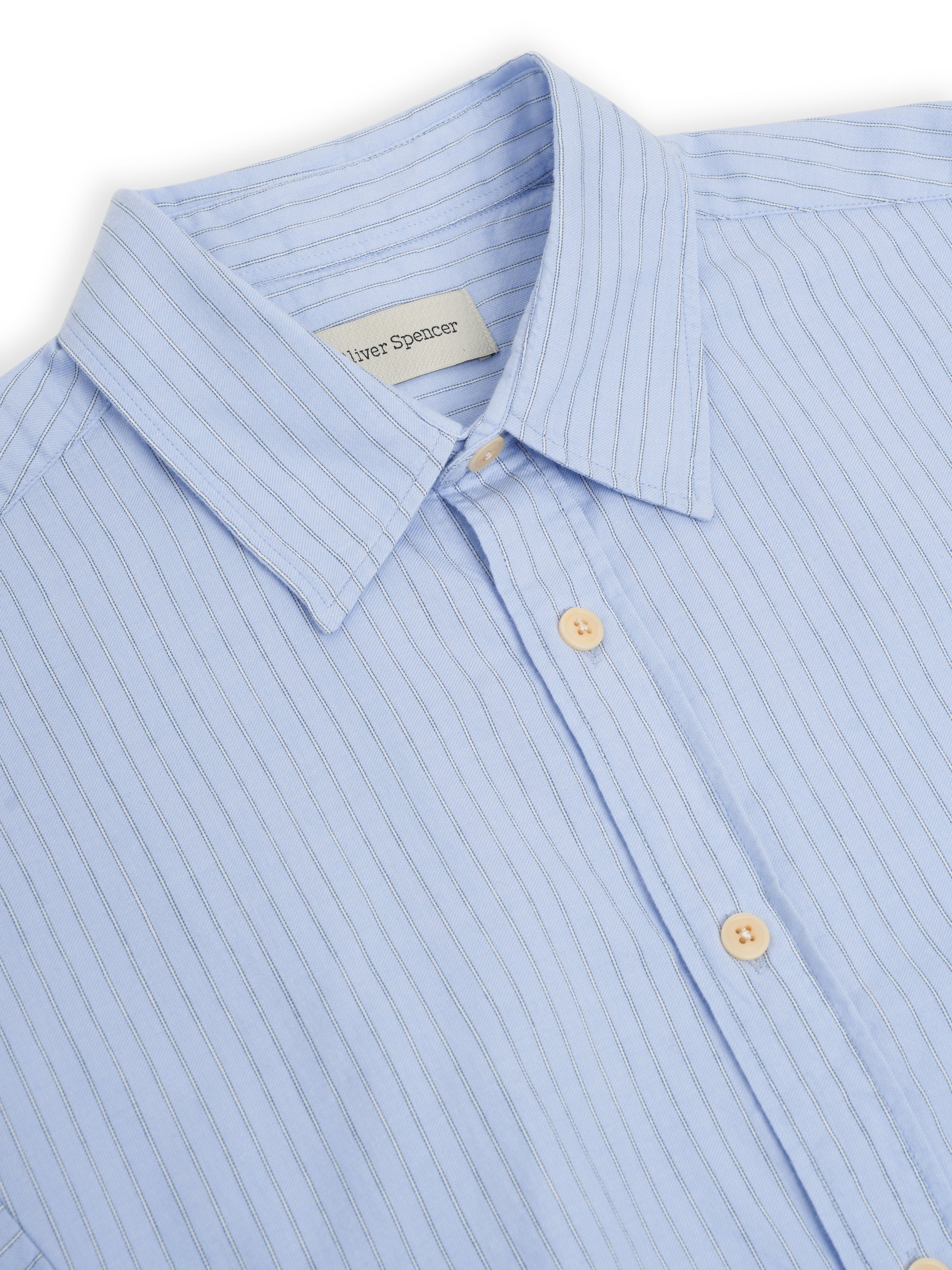 Detailed collar shot of Oliver Spencer Men's Light Blue Organic Cotton Overshirt.