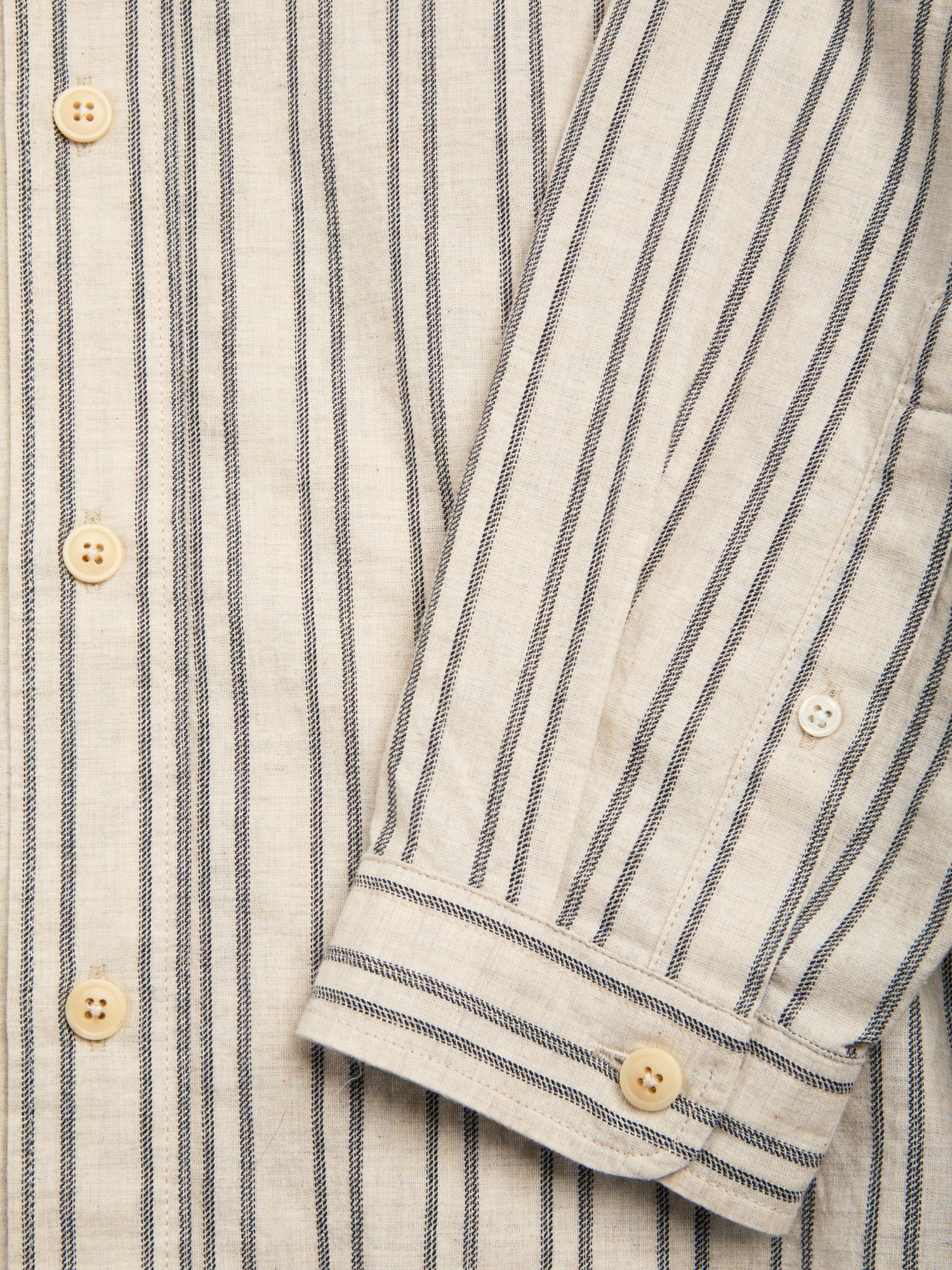 Detailed cuff shot of Oliver Spencer Men&#39;s Oversized Striped Cream Spread Collar Cotton Shirt