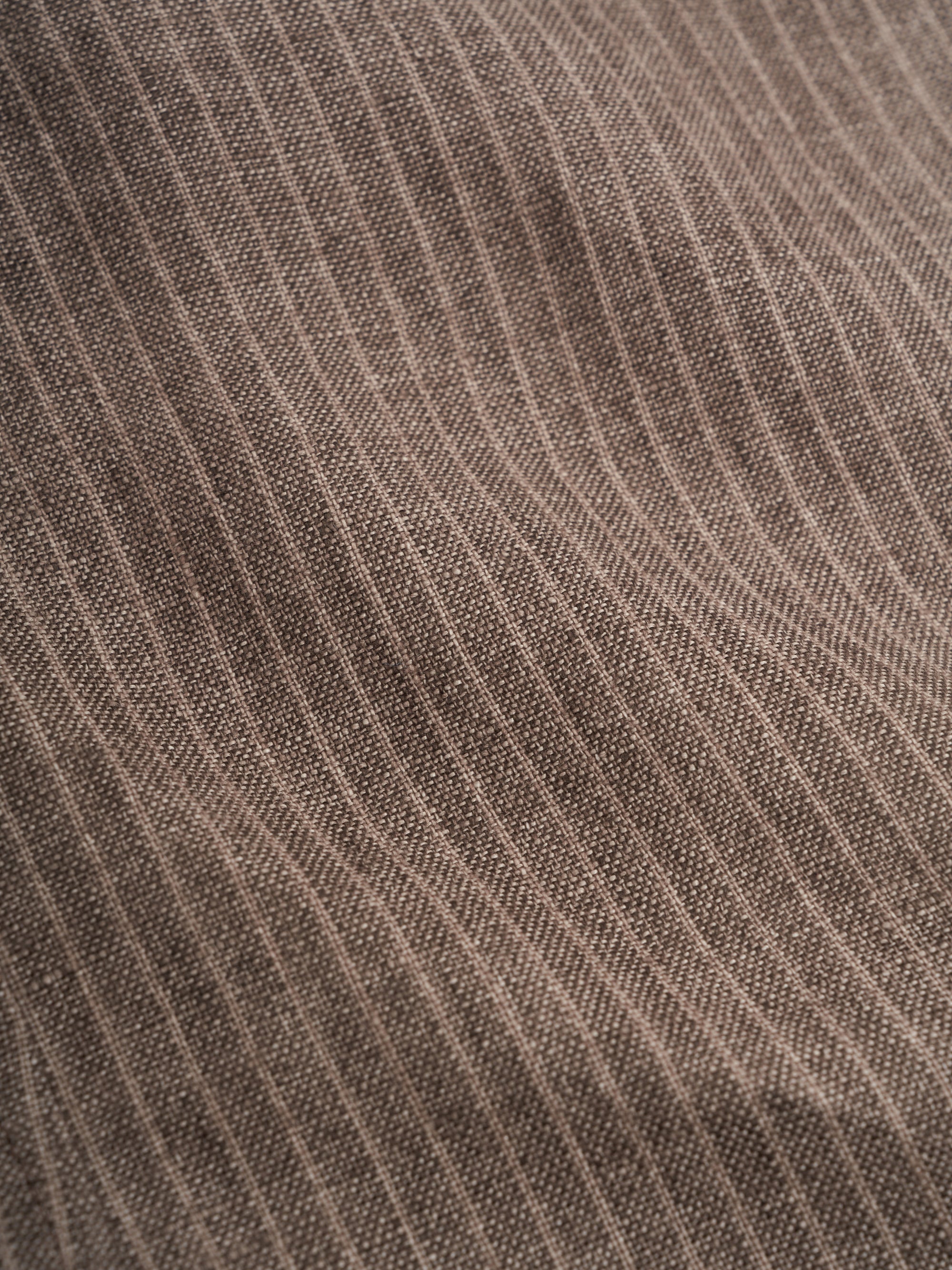 Detailed material shot of Oliver Spencer Men's Single Breasted Peak Lapel Linen Jacket