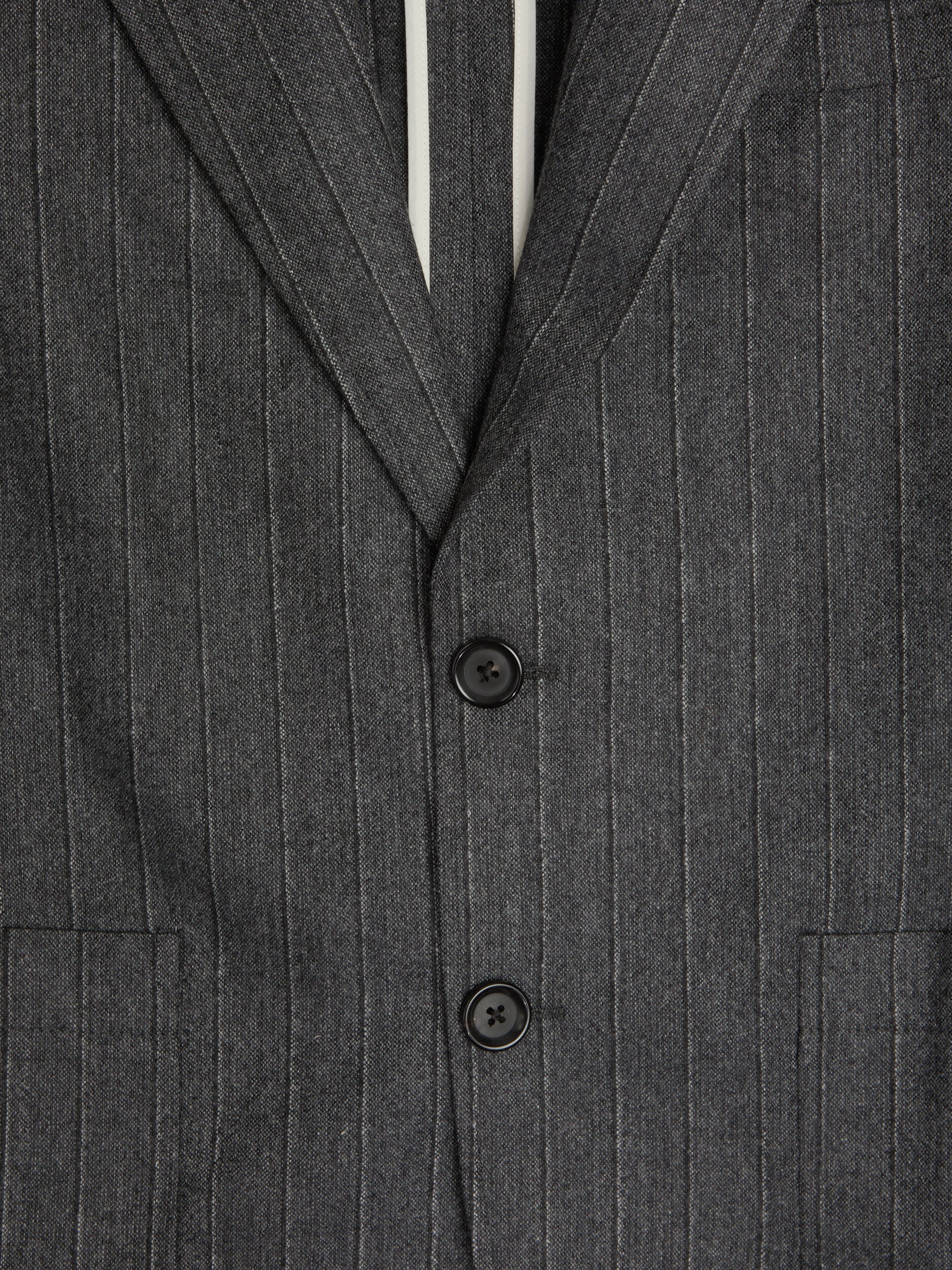 Close up button shot of Oliver Spencer Men's Unstructured Peak Lapel Grey Striped Jacket