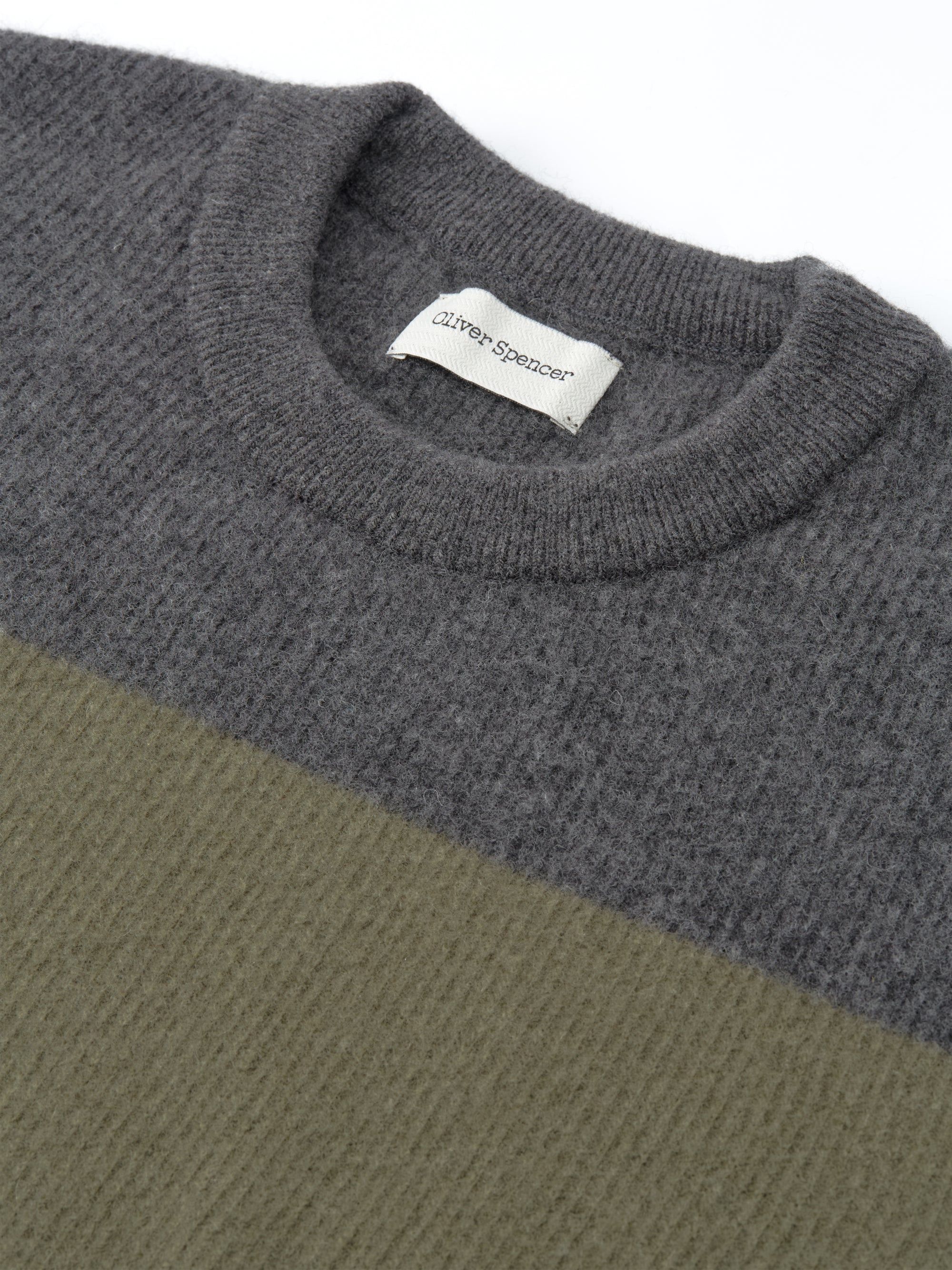 Blenheim Jumper Paxton Charcoal/Sage Green