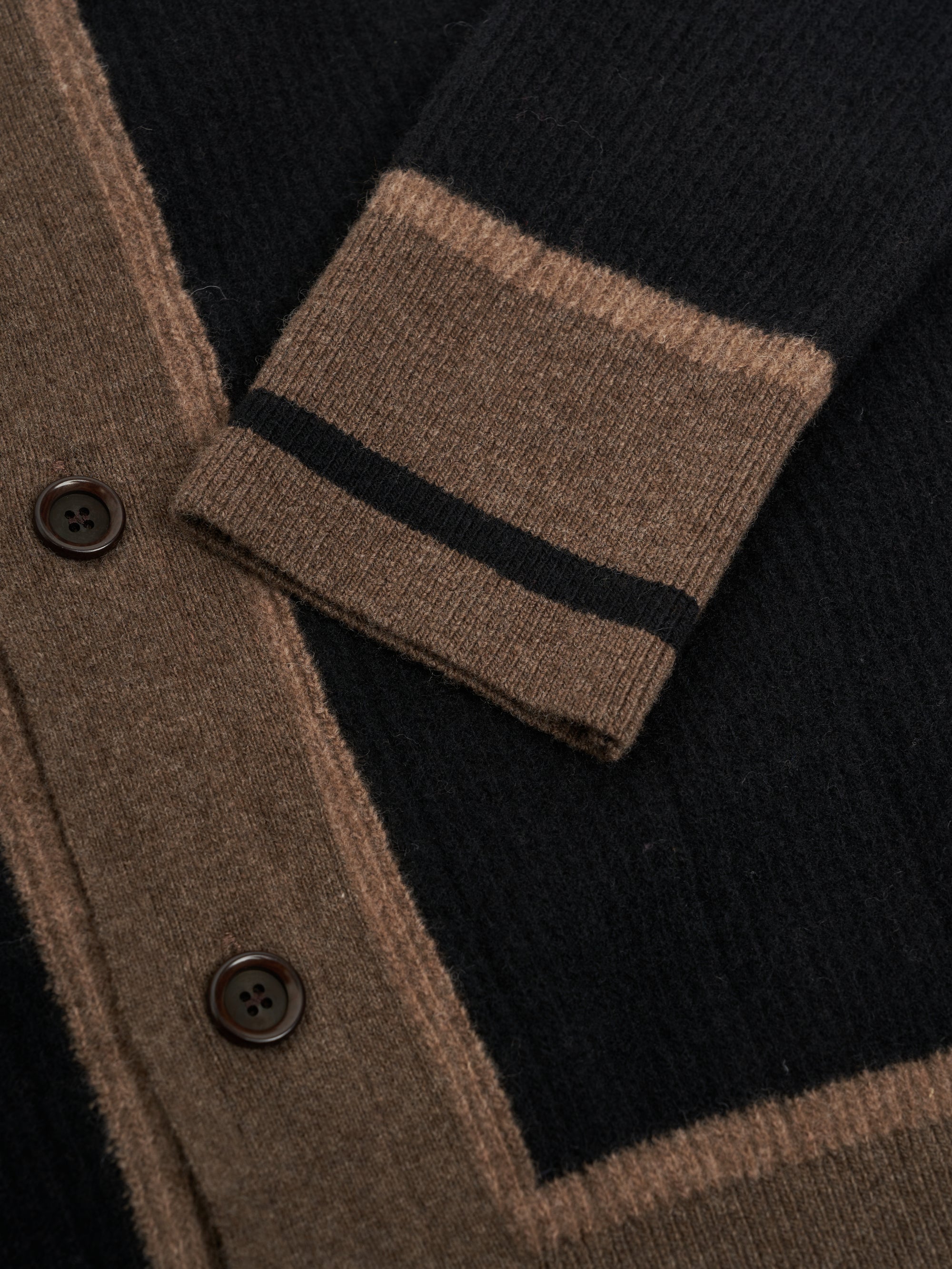 Britten Knitted Cardigan Colvin Black