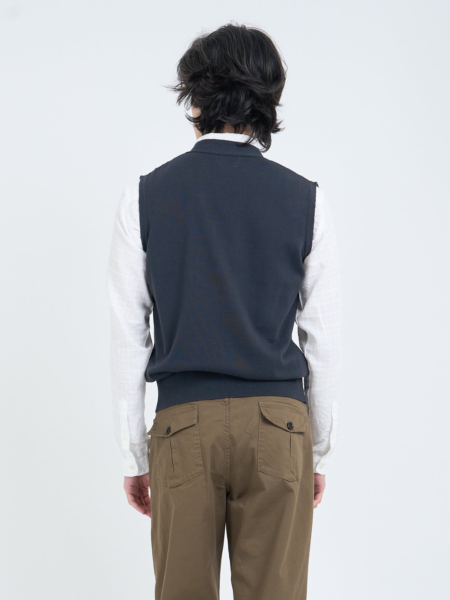 Dewsbury V Neck Penrose Black