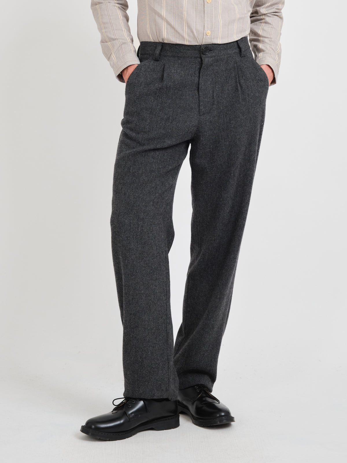 Morton Pleated Trousers Herdman Twill Charcoal