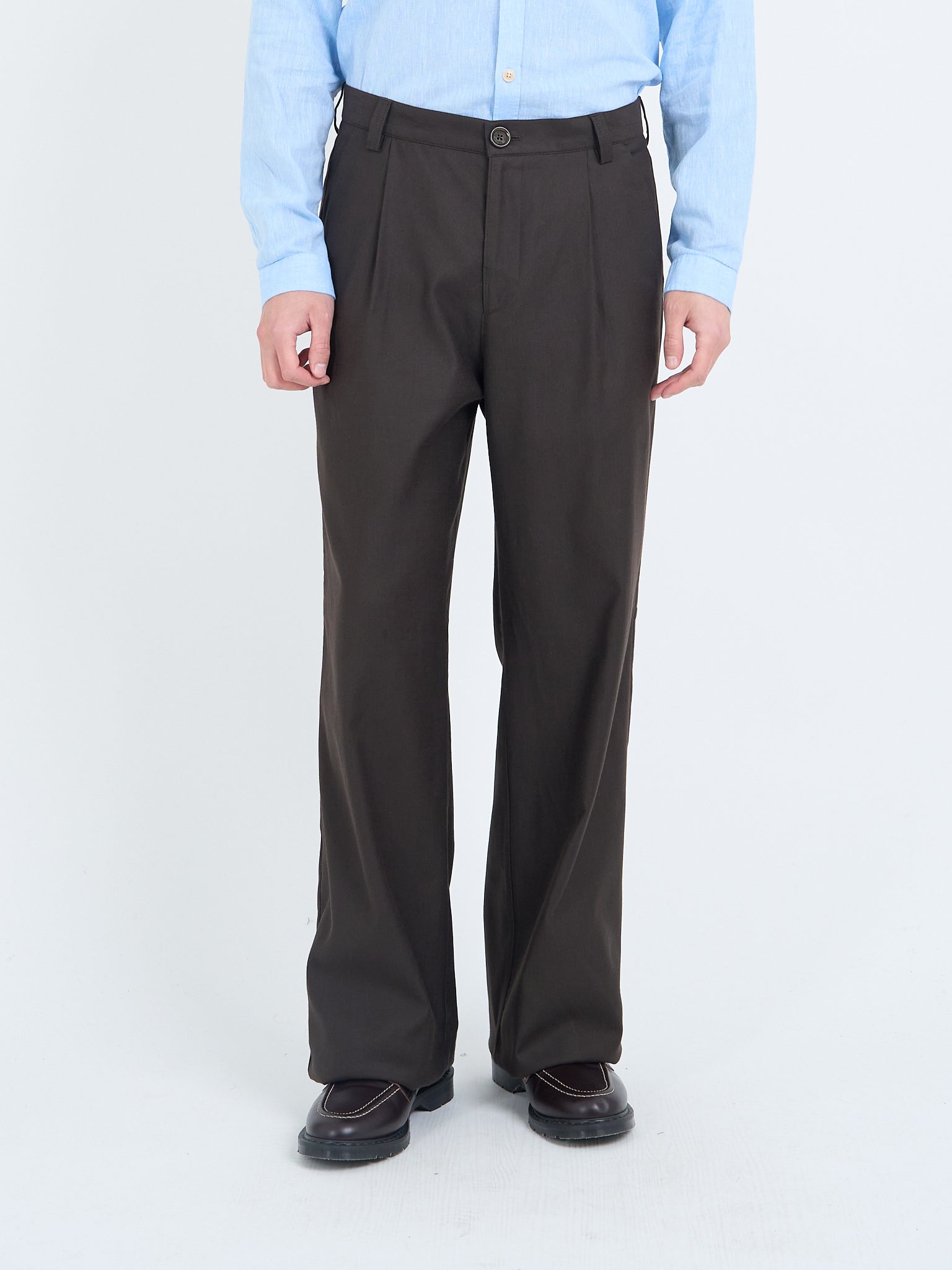 Oliver Spencer Eastman brown wide-leg pleated trousers front view