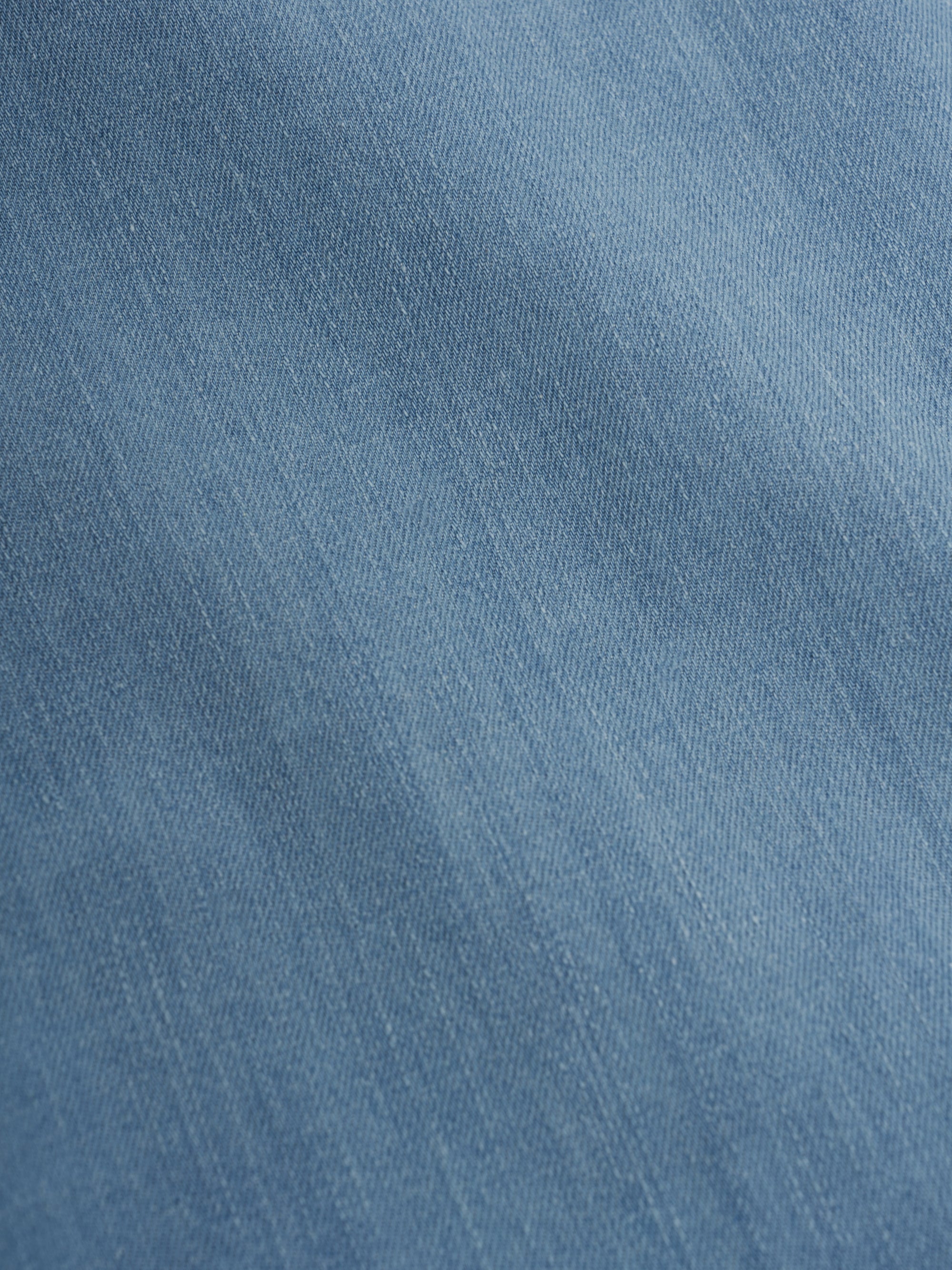 Model Oliver Spencer Light Indigo Denim Western Shirt