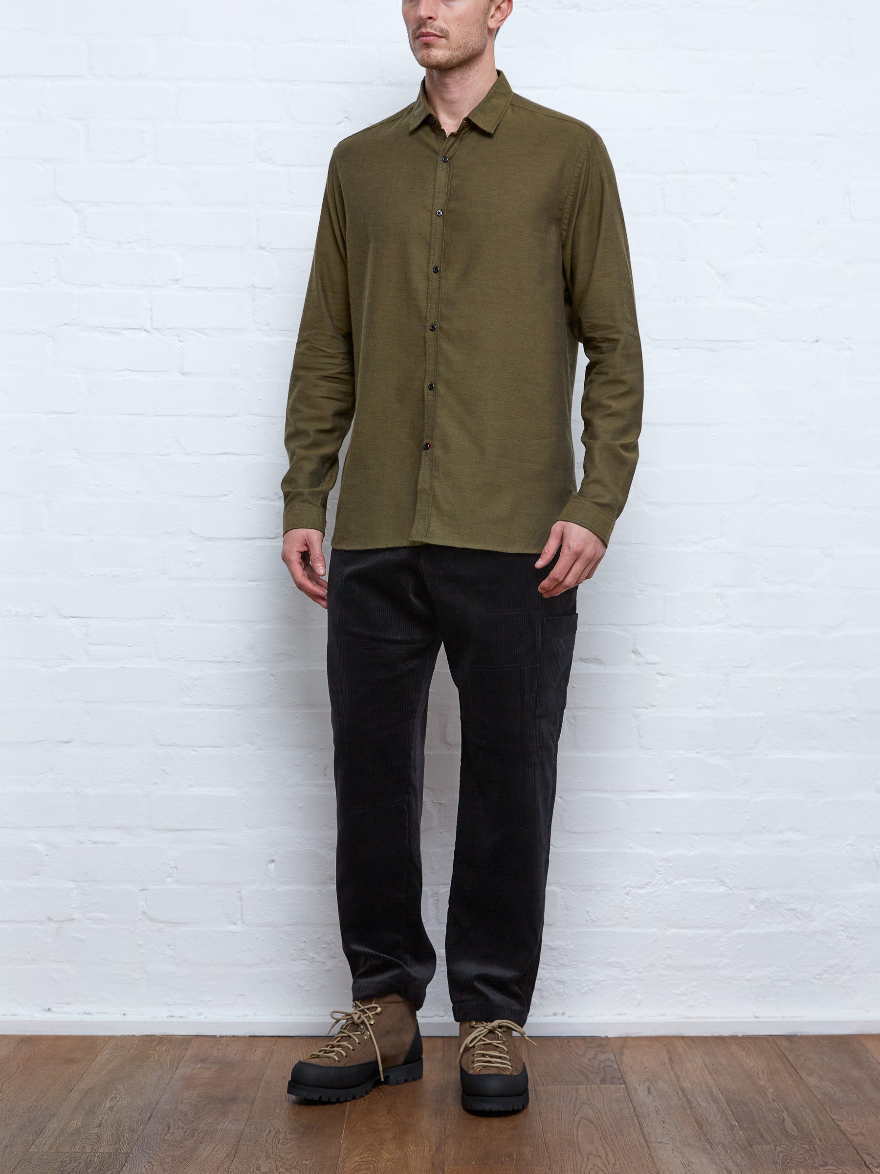 Clerkenwell Tab Shirt Stein Moss Green